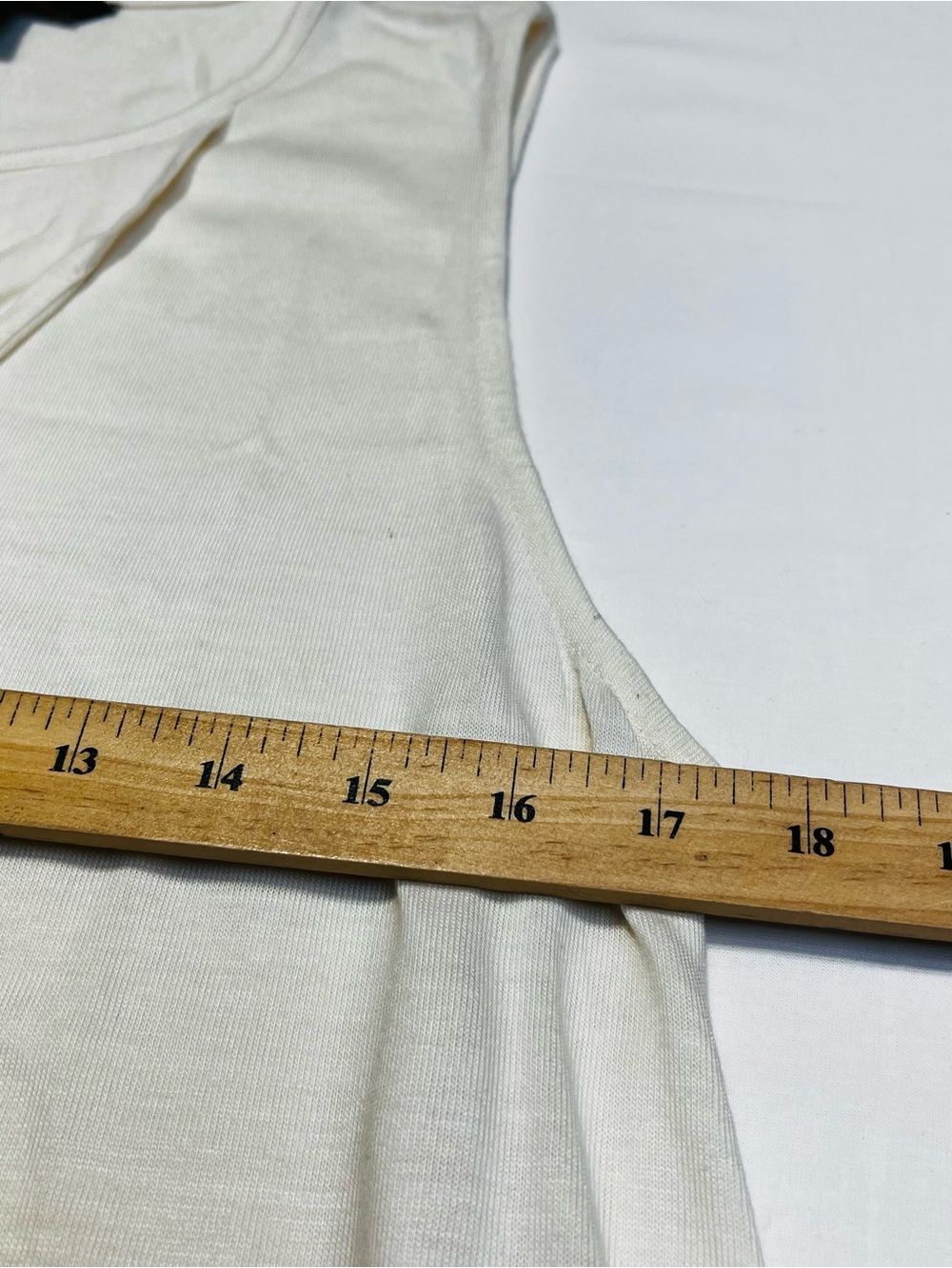Banana Republic Cream Ruffle Front Tank - Picture 5 of 6
